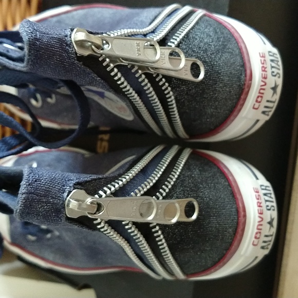 Authentic Converse CTAS Women's Size 7 - Picture 5 of 10